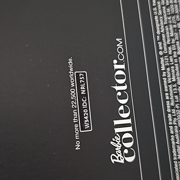 Barbie-Gold Label -Limited Ed. 2011 Mattel The Royal Wedding William & Catherine - Picture 6 of 6